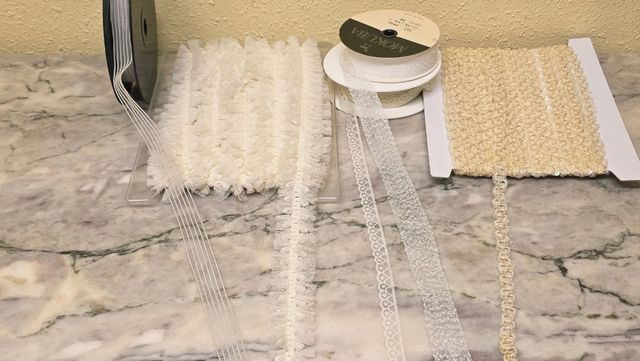 Lote encajes para manualidades 14