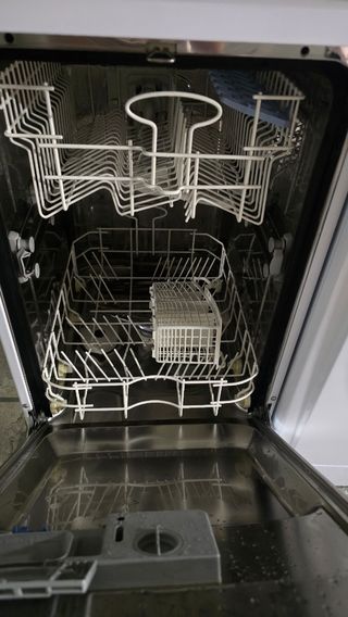 Lavadora y Lavavajillas Indesit