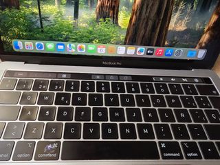 MacBook Pro 13 Touch Bar 2017 1TB Plata. 1,37kg