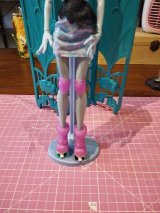 Muñeca Monster High Abbey Bominable Patinadora