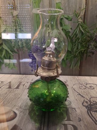 Lámpara de aceite verde vintage
