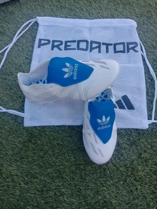Scarpe da calcio Adidas Predator