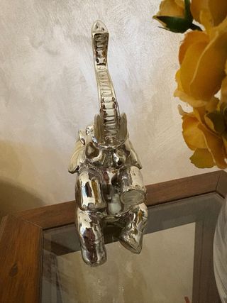 Elefante portafortuna lucido