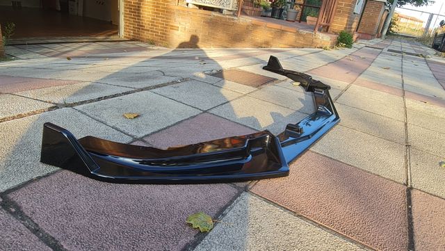 Espada, labio, bajo defensa delantera