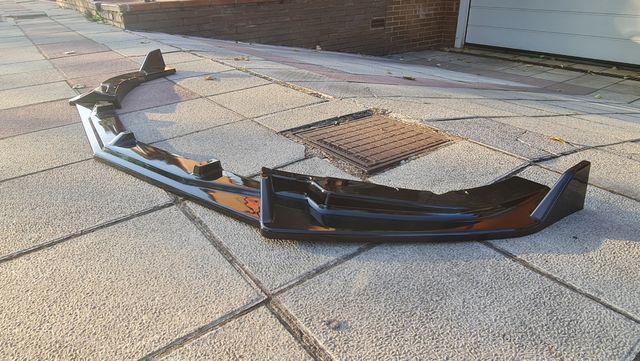 Espada, labio, bajo defensa delantera