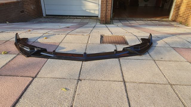 Espada, labio, bajo defensa delantera