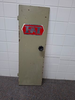Puerta para sierra de cinta FAT