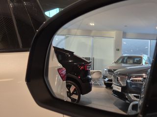 Volvo XC40 Ultimate 230cv EV 