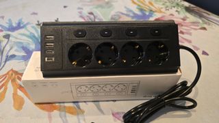 Regleta 4 Enchufes + 2 USB + 2 USB-C