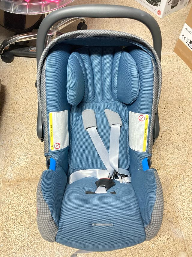 Sillita coche Volkswagen azul