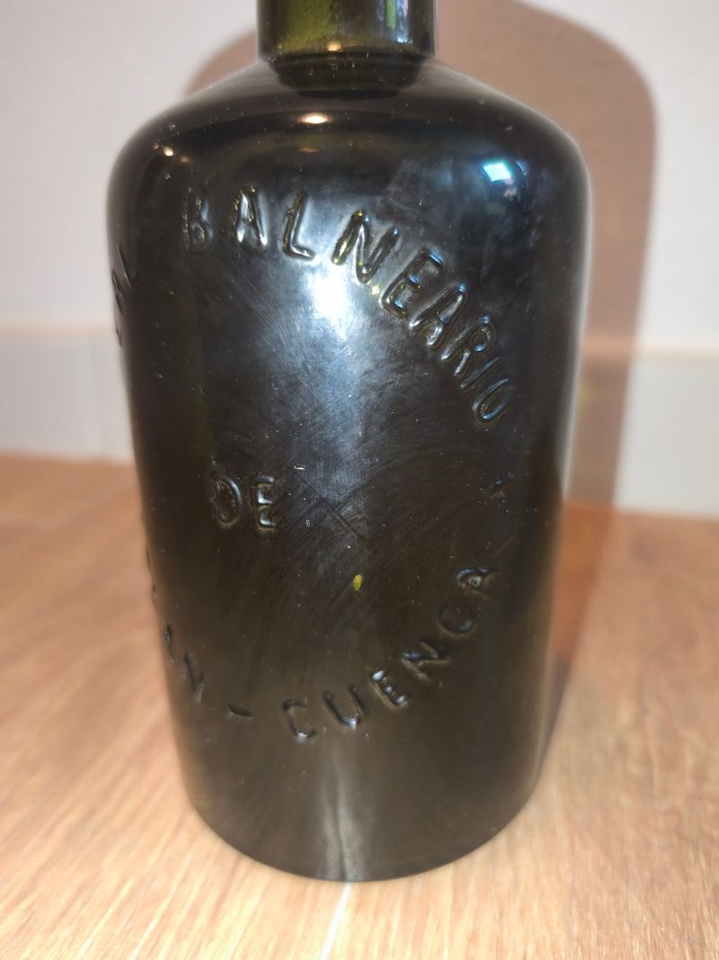 Botella Antigua Solan de Cabras de segunda mano por 100 EUR en Alcorcón en  WALLAPOP