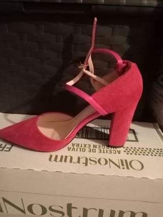 Zapatos de fiesta rosas