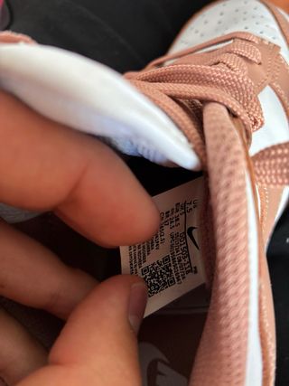 Nike Dunk Low Rosa y Blanco