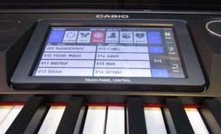 Piano Casio Privia PX 360M con soporte