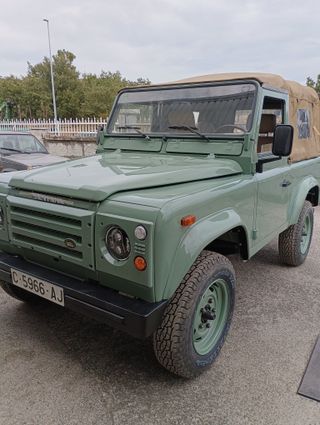 Land Rover Santana estética Defender