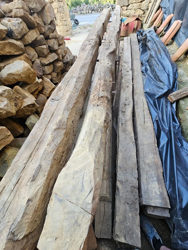 Vigas de madera de roble