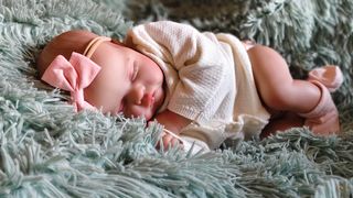 Muñeca Reborn Bebé Durmiendo realista . 