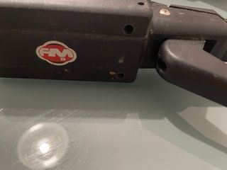 Plancha de pelo FM negra