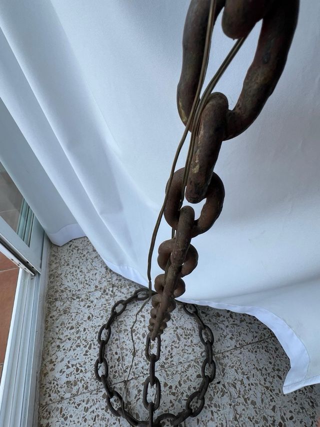 Lámpara de pie forja