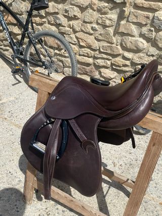 Montura Salto TIBO 18 Marrón
