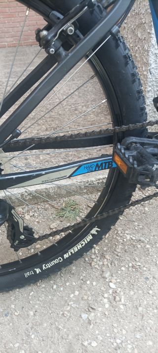 Bicicleta de Montaña MTB Adulto lista para rodar
