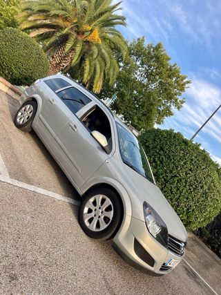 OCASION SOLO HOY ASTRA FAMILIAR 1.7 cdti 2008