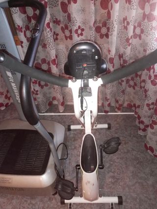 Plataforma vibratoria y bicicleta estática