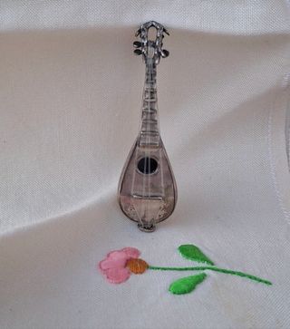 Mandolino Argento 800