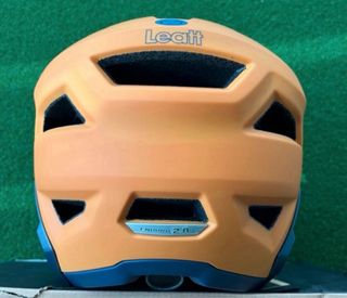 Casco Leatt 