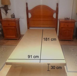 Conjunto somier cama rústica con colchón cabecero