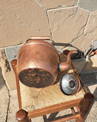 Tetera de cobre antigua