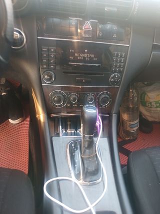 Mercedes-Benz Clase C 2004