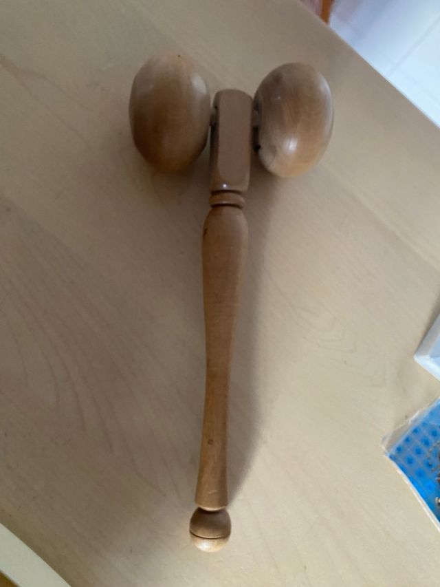 Rullo massaggiante in legno