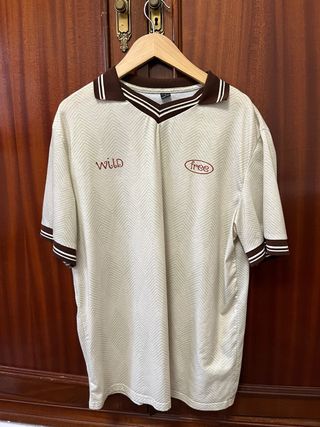 Camiseta Veraniega Beige y Marrón