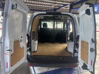 Ford Transit Courier 2022