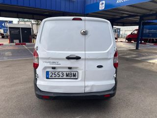 Ford Transit Courier 2022