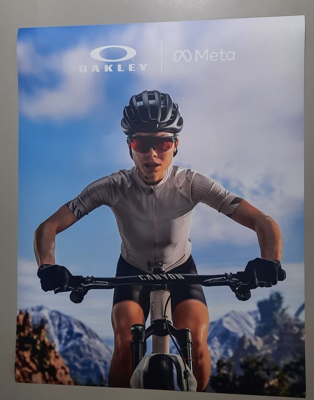 Magnete Oakley x Meta – Poster Magnetico 43x34 cm