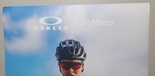Magnete Oakley x Meta – Poster Magnetico 43x34 cm