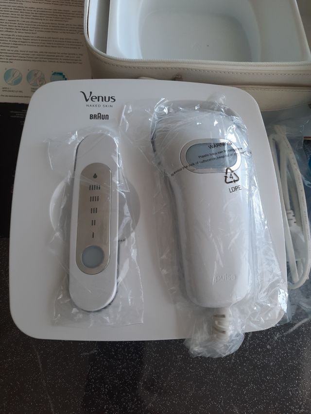 Epilatore Luce Pulsata Braun Venus Naked Skin