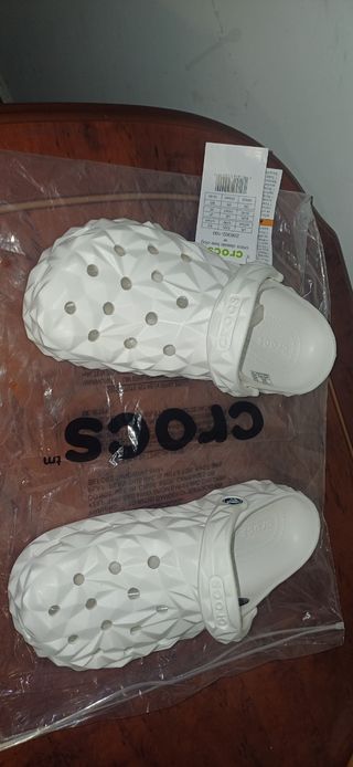 Crocs Geométricas Nuevas Talla 39-40