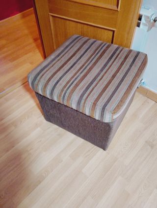 Puff/Taburete de tela a rayas
