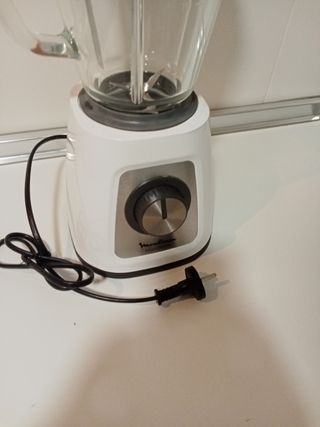 Batidora blanca de vaso