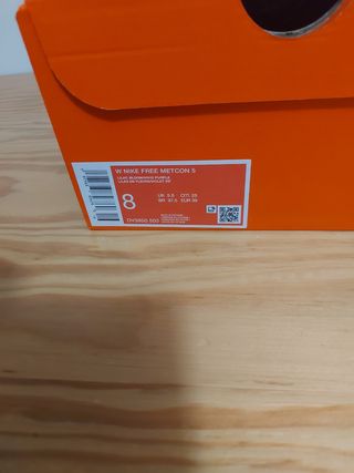 Nike Metcon 5 Talla 39 Morado