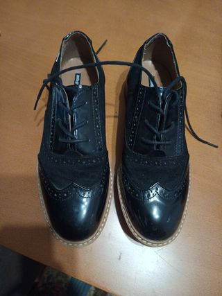 Zapatos negros MTNG 38