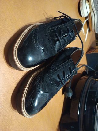 Zapatos negros MTNG 38