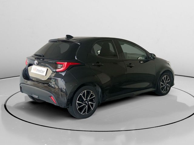 Toyota Yaris Hybrid Design