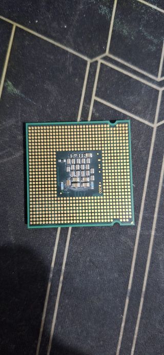Intel Celeron SL9XN 1.8GHz Procesador