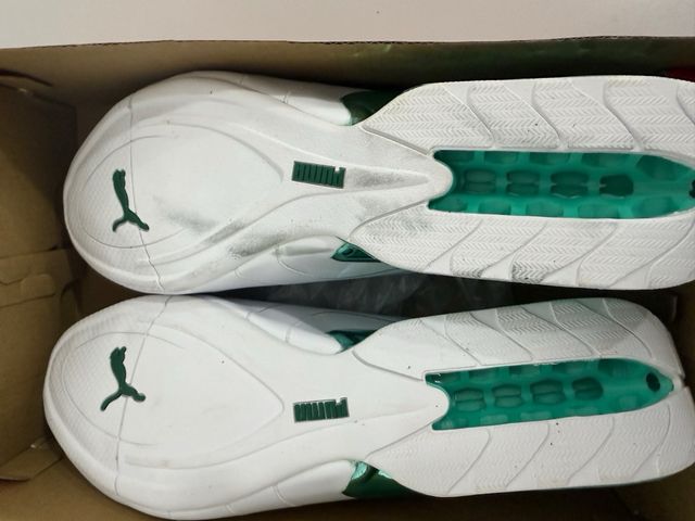 Zapatillas Puma Blancas y Verdes