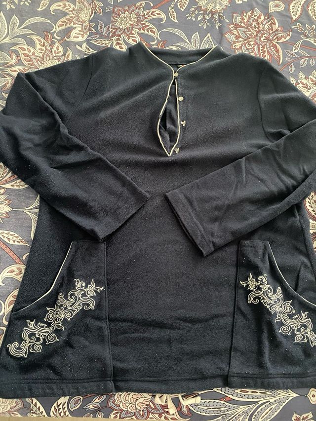 Pigiama donna blu con ricami