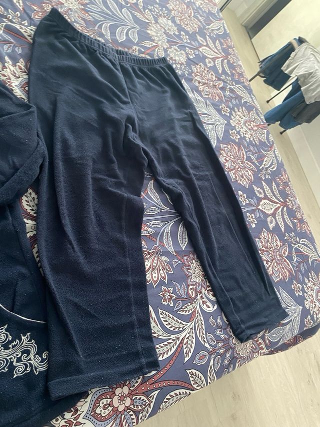 Pigiama donna blu con ricami